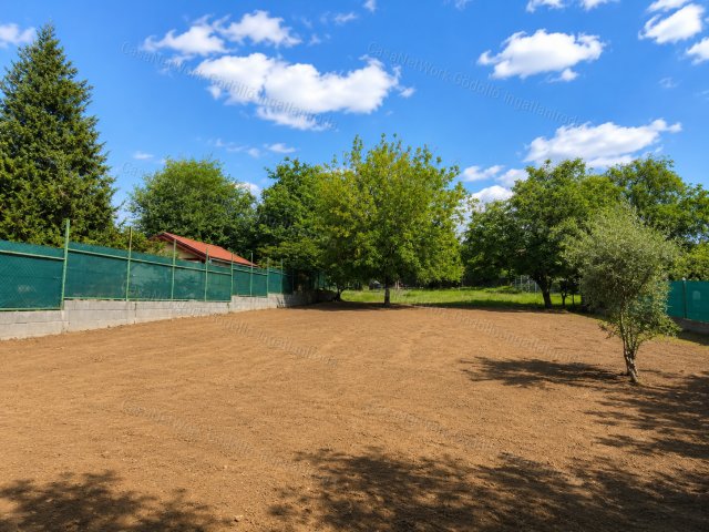 Eladó családi ház, Erdőkertesen 104 M Ft, 5 szobás