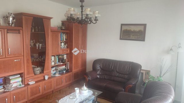 Eladó téglalakás, Nagykanizsán 84.9 M Ft, 5+1 szobás