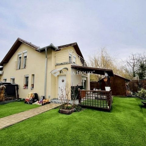 Eladó téglalakás, Gyömrőn 94.9 M Ft, 4 szobás