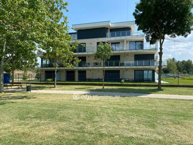 Eladó nyaraló, Siófokon 123 M Ft, 2+1 szobás