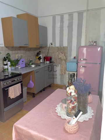 Eladó téglalakás, Budapesten, VI. kerületben 79.9 M Ft, 2 szobás