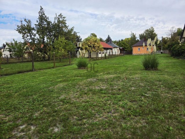 Eladó nyaraló, Zamárdiban 84.9 M Ft, 3 szobás