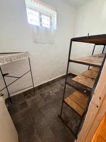 Eladó családi ház, Tetétlenen 8.1 M Ft, 2+1 szobás