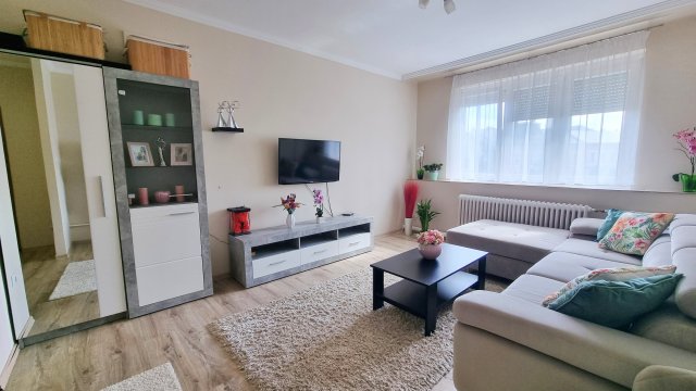 Eladó téglalakás, Nyíregyházán 50.99 M Ft, 2 szobás