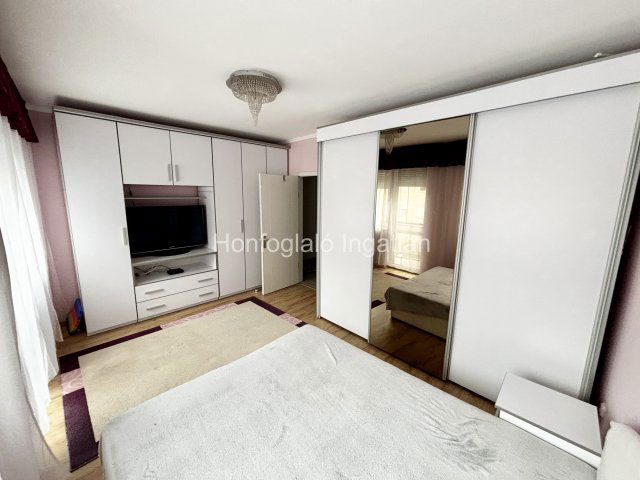 Eladó téglalakás, Nyíregyházán 69.99 M Ft, 3 szobás