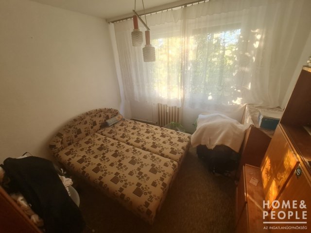 Eladó téglalakás, Hódmezővásárhelyen 34 M Ft, 2 szobás