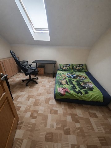 Eladó családi ház, Szigetszentmiklóson 176 M Ft, 5+1 szobás
