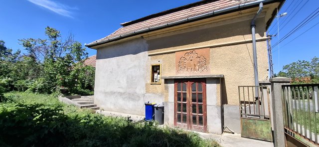Eladó családi ház, Szigetszentmártonban 54900 M Ft, 3 szobás