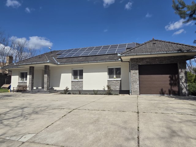 Eladó családi ház, Debrecenben 147.9 M Ft, 3+1 szobás