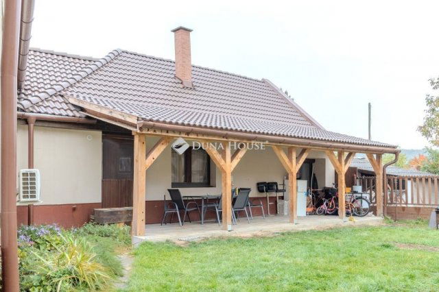 Eladó családi ház, Cserépfaluban 58 M Ft, 4 szobás