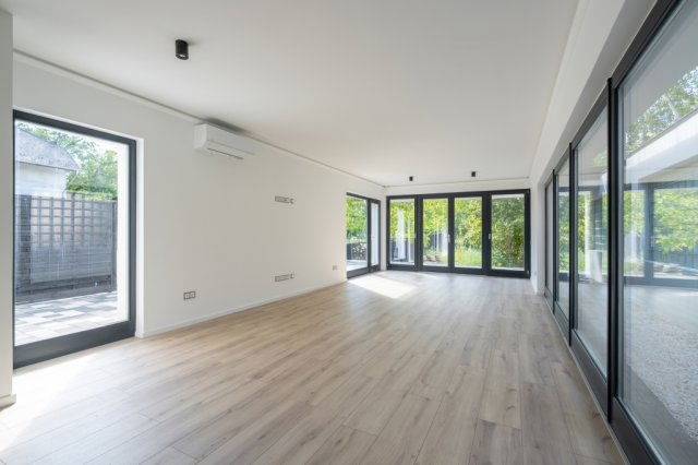 Eladó családi ház, Budapesten, III. kerületben 275 M Ft