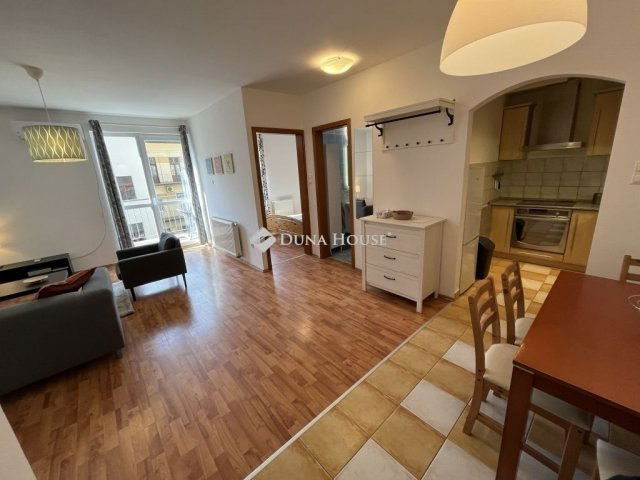 Eladó téglalakás, Budapesten, IX. kerületben 81.99 M Ft