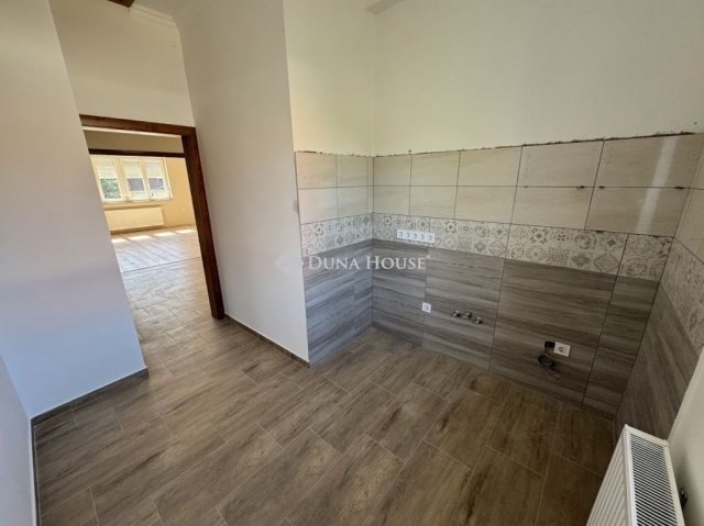 Eladó családi ház, Budapesten, XXI. kerületben 93.9 M Ft