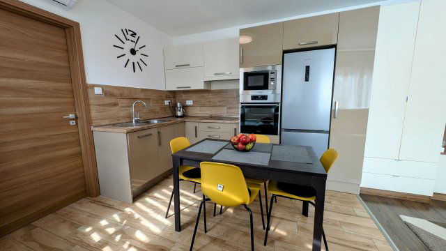 Eladó családi ház, Kecskeméten 52 M Ft, 2 szobás