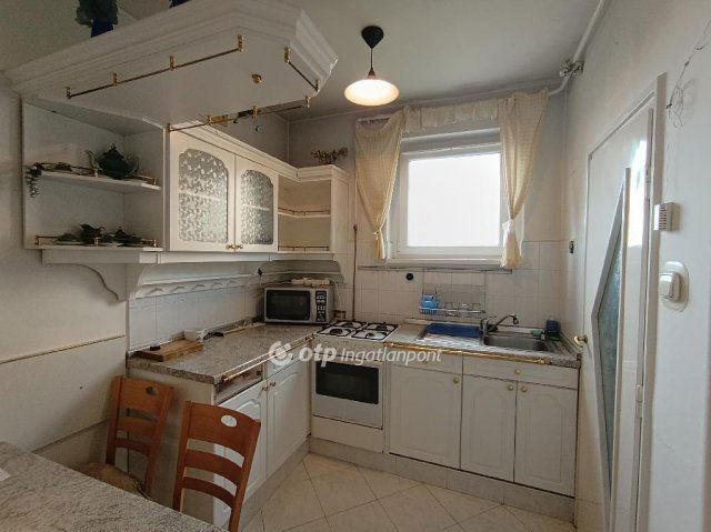 Eladó téglalakás, Budapesten, XVIII. kerületben 59.9 M Ft