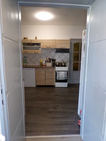 Eladó családi ház, Dunabogdányban 85 M Ft, 5 szobás