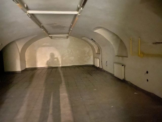 Kiadó ipari ingatlan, Budapesten, VI. kerületben, Szondi utcában