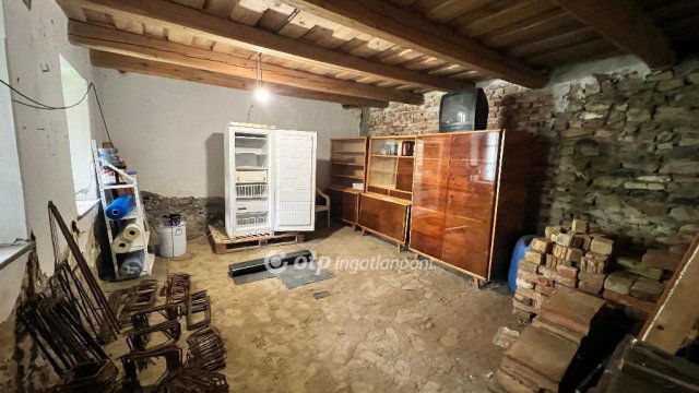 Eladó családi ház, Magyargencsen 10.9 M Ft, 3 szobás