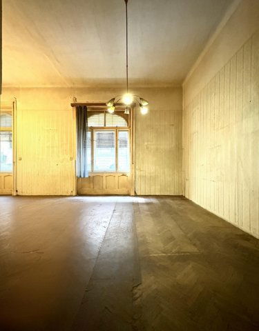 Eladó téglalakás, Budapesten, VI. kerületben 78 M Ft, 3 szobás
