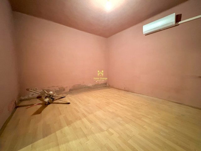 Eladó téglalakás, Budapesten, XVIII. kerületben, Ferenc utcában