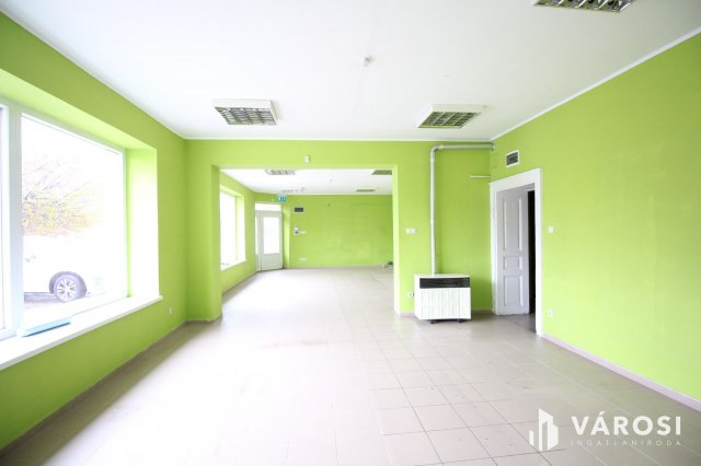 Kiadó üzlethelyiség, Szentesen 220 E Ft / hó