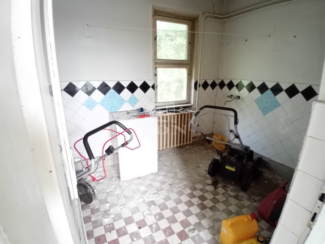 Eladó családi ház, Gödöllőn 105 M Ft, 2+1 szobás