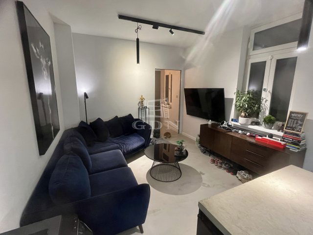 Eladó téglalakás, Budapesten, V. kerületben 93.9 M Ft