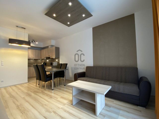 Eladó téglalakás, Budapesten, VIII. kerületben 145 M Ft