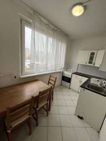 Eladó panellakás, Kecskeméten 41.9 M Ft, 2 szobás