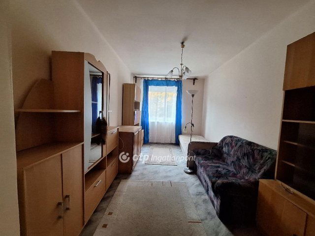 Eladó téglalakás, Mosonmagyaróváron 42 M Ft, 2 szobás