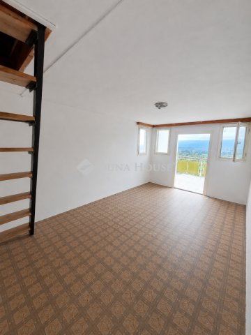 Eladó nyaraló, Vácon 29.99 M Ft, 2 szobás / költözzbe.hu