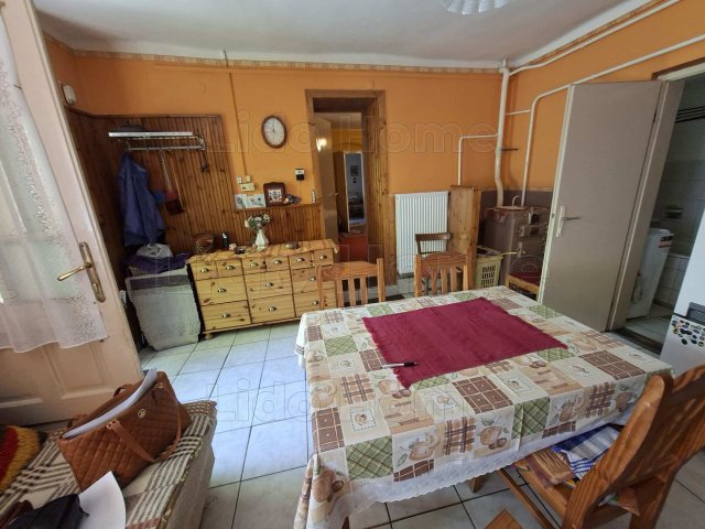Eladó családi ház, Sárszentágotán 27.999 M Ft, 3 szobás