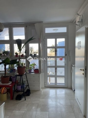 Eladó téglalakás, Budapesten, XII. kerületben 125 M Ft, 2 szobás