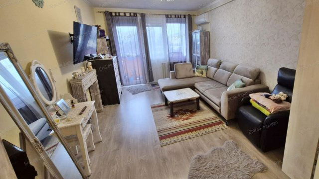 Eladó panellakás, Győrött 59.9 M Ft, 2 szobás