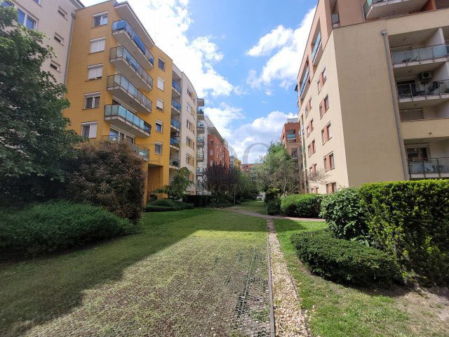 Eladó téglalakás, Budapesten, XI. kerületben 69.49 M Ft