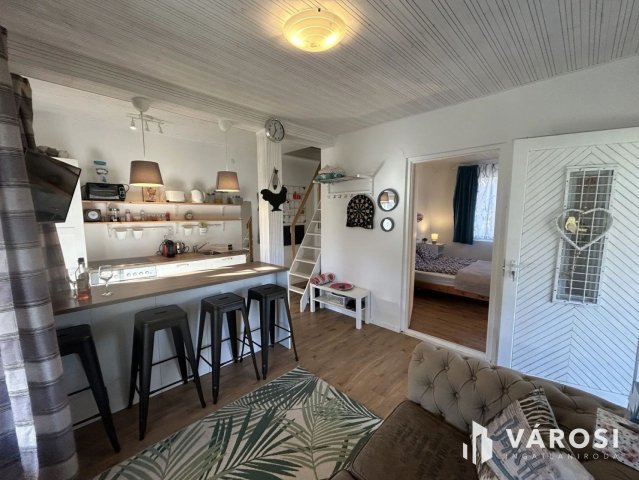 Eladó nyaraló, Alsóörsön 47.9 M Ft, 2+2 szobás