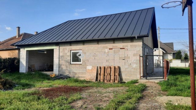 Eladó családi ház, Inárcson 54.5 M Ft, 3 szobás