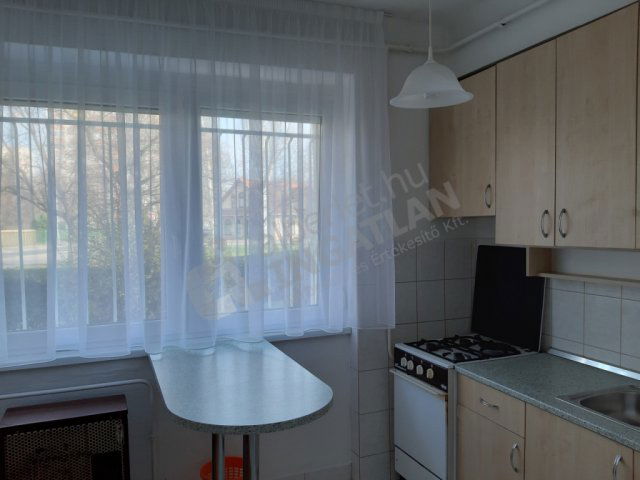 Kiadó téglalakás, albérlet, IX. kerületben, Toronyház utcában