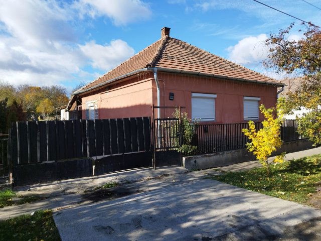 Eladó családi ház, Egyházasdengelegen 25 M Ft, 3 szobás