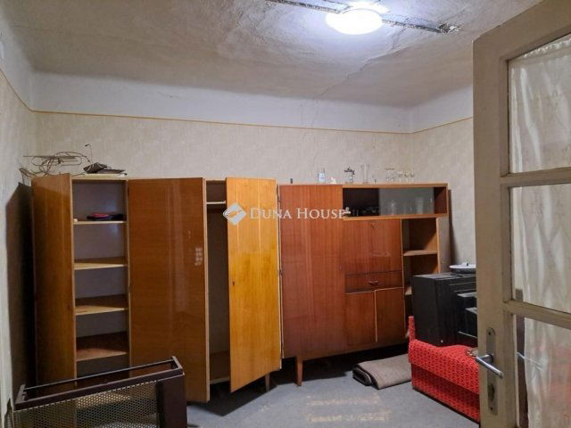 Eladó családi ház, Felsőszentivánon 8.5 M Ft, 3 szobás