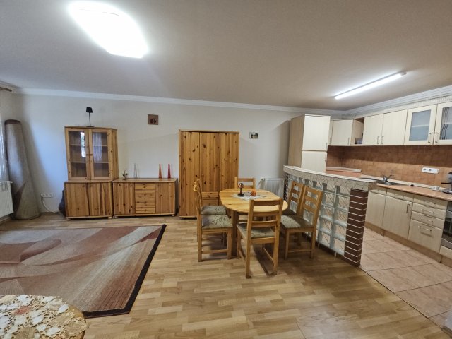 Kiadó téglalakás, albérlet, Debrecenben 220 E Ft / hó, 2 szobás