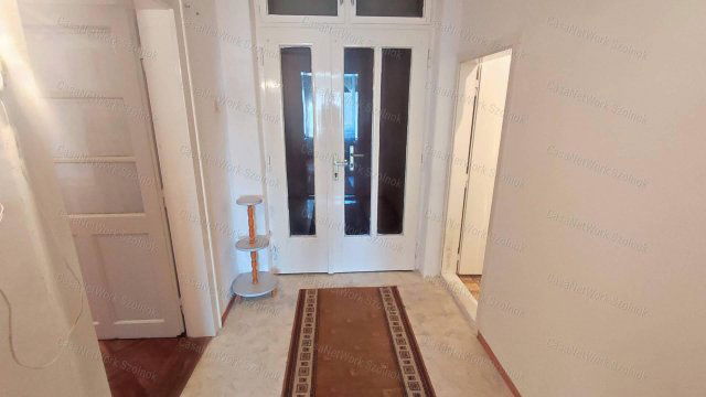 Eladó családi ház, Szolnokon 32.99 M Ft, 3 szobás