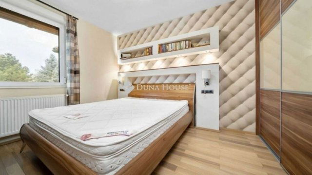 Eladó ikerház, Gödöllőn 150 M Ft, 4 szobás