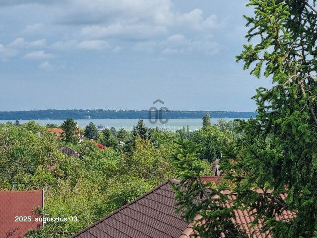 Eladó családi ház, Balatonkenesén 76 M Ft, 3 szobás