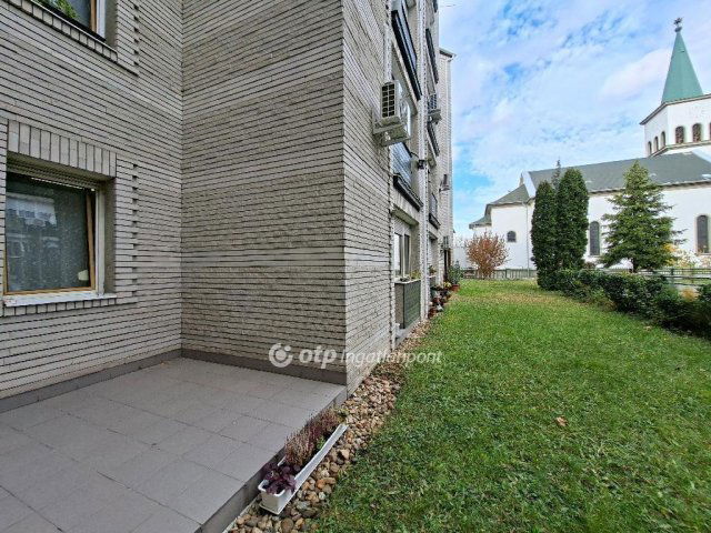 Eladó téglalakás, Budapesten, XXI. kerületben 67.99 M Ft