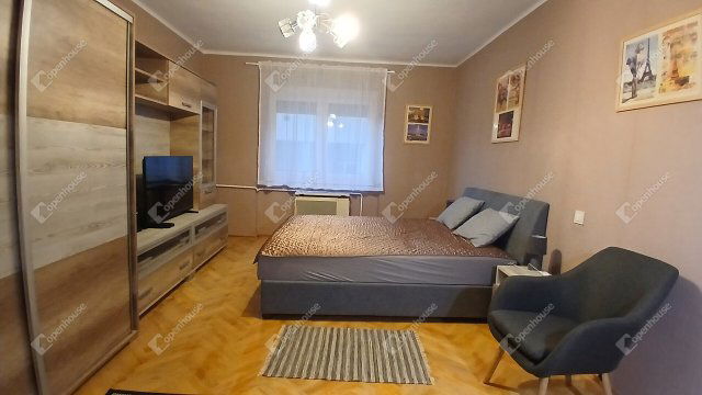 Eladó téglalakás, Zalaegerszegen 29.3 M Ft, 1 szobás