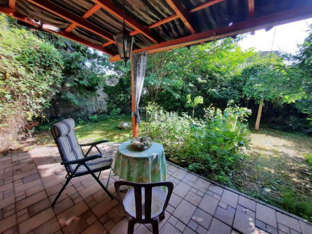 Eladó családi ház, Dunaharasztin 129.5 M Ft, 6 szobás