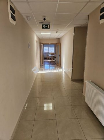 Kiadó iroda, Pécsett 75 E Ft / hó / költözzbe.hu
