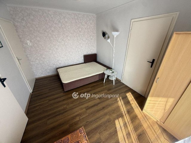 Eladó nyaraló, Tiszakécskén 52.9 M Ft, 3 szobás