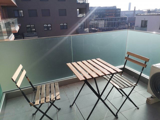 Kiadó téglalakás, albérlet, VIII. kerületben, Corvin sétányon